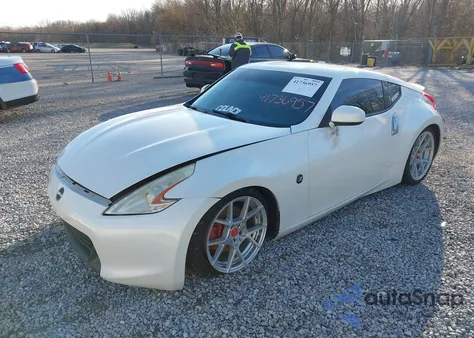 2012 Nissan 370Z Touring z USA, uszkodzony, nr VIN JN1AZ4EHXCM563556